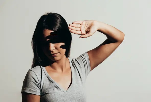 fotofobiya
